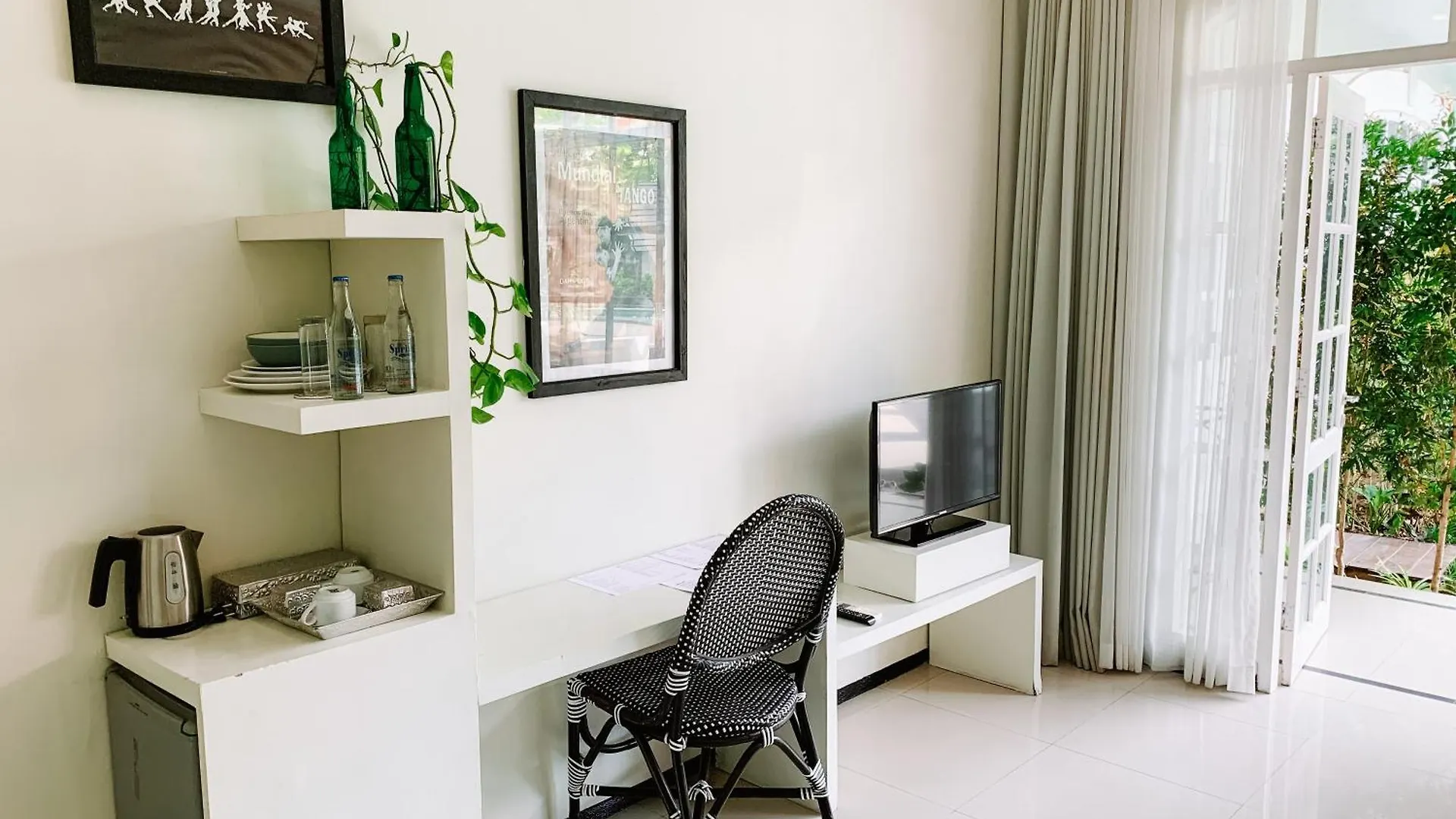 Отель Casa Artista By Kresna Hospitality Семиньяк