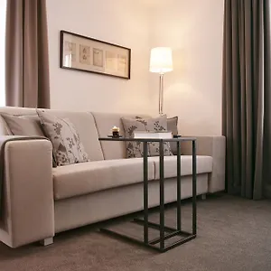 https://villa-na-vinici.praguehotelsweb.com