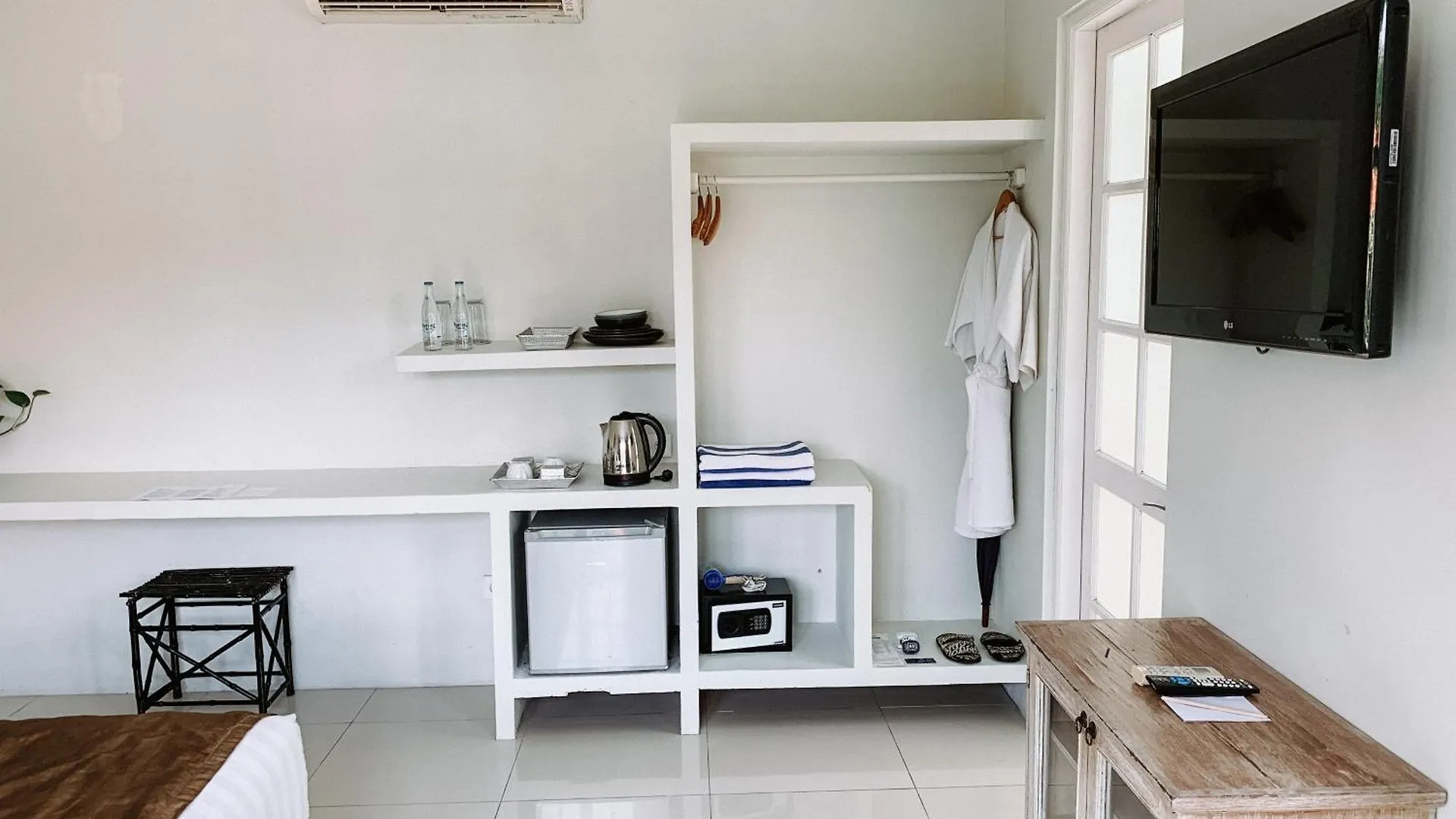 *** Holiday park Casa Artista By Kresna Hospitality Hotel Seminyak  Indonesia